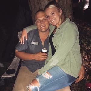 Meet your Posher, Casey